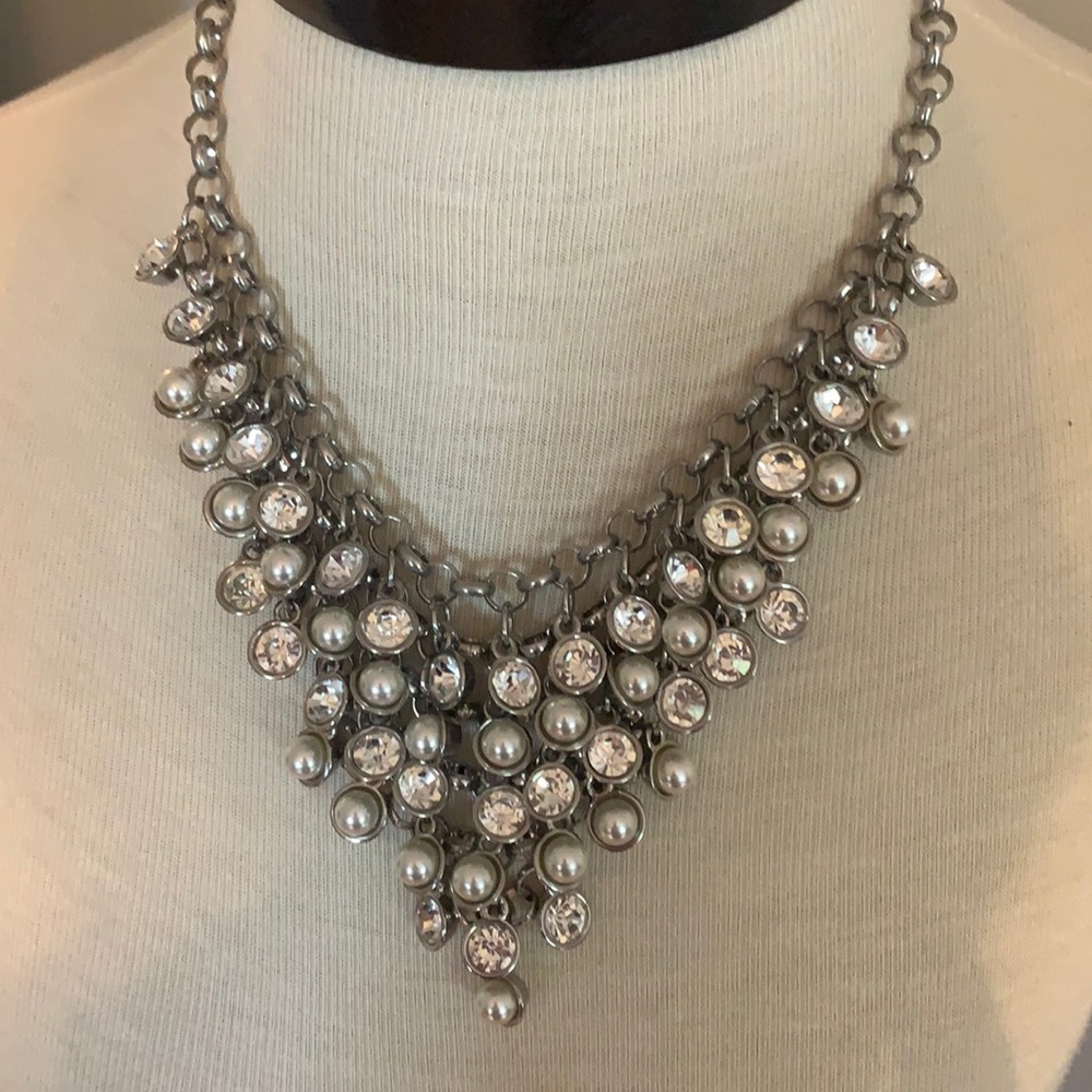 Charming Charlie statement necklace